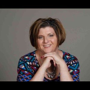 Meet your Posher, April